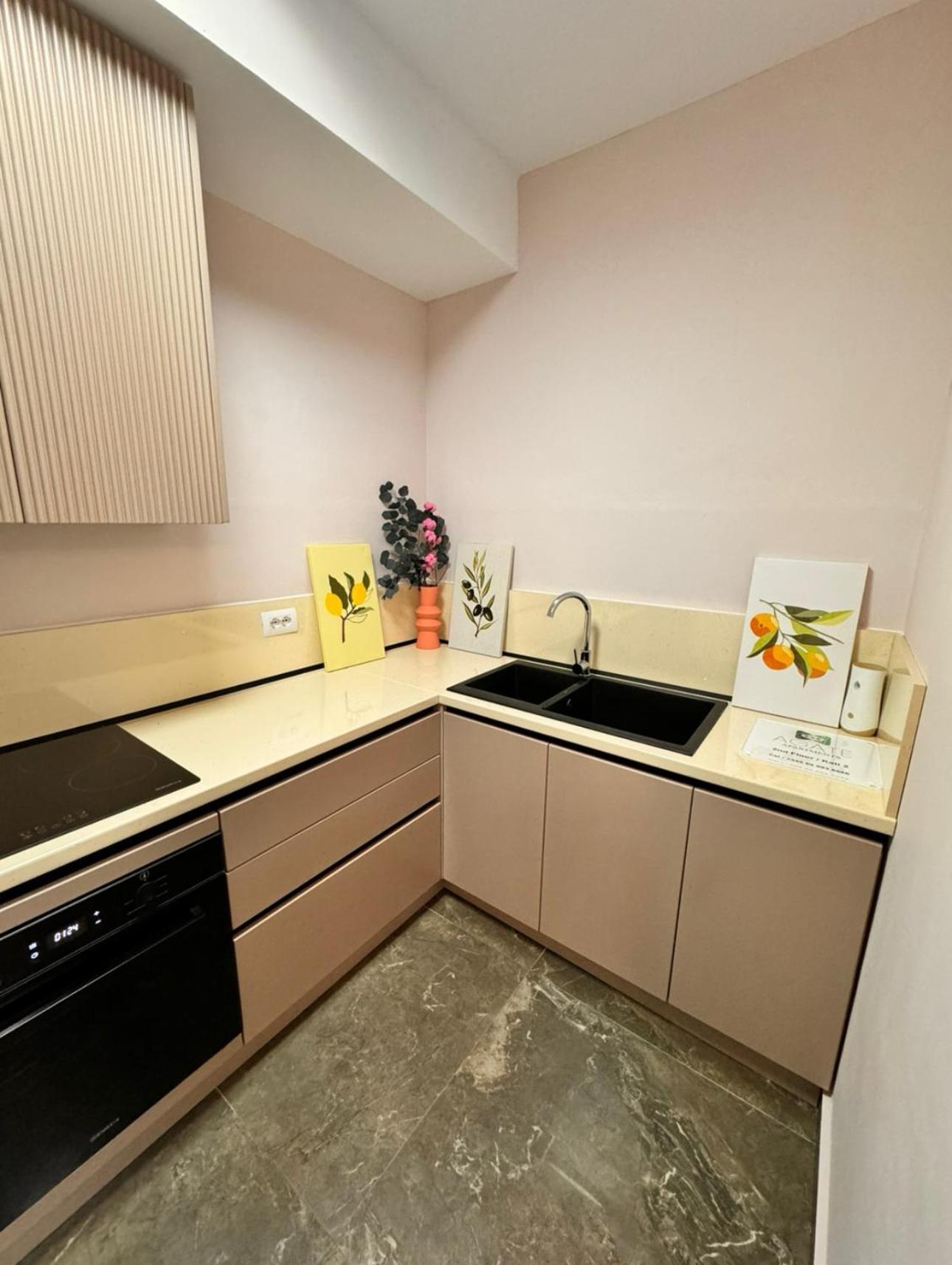 Agate City Center Apartment 티라나 외부 사진